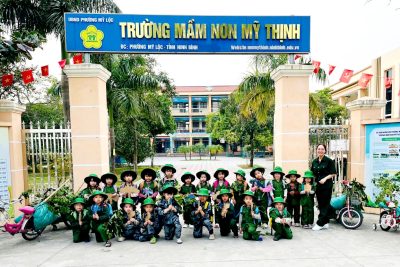 Hoạt động trải nghiệm làm chú bộ đội – Lớp 5TC