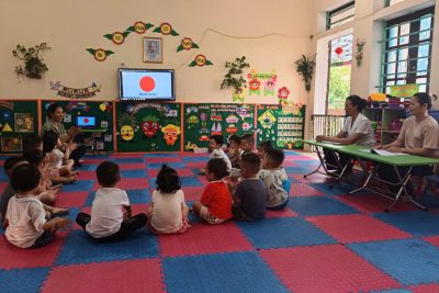 Sinh hoạt chuyên môn theo nghiên cứu bài học tổ Nhà trẻ tháng 3 năm 2026